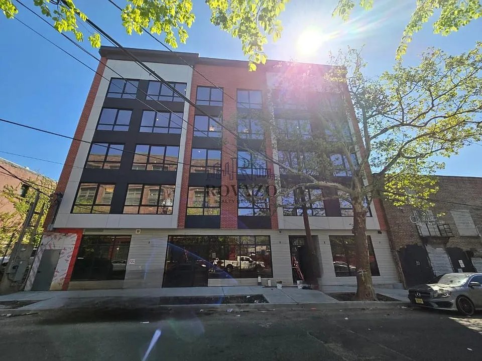 Foto del edificio - 74 Webster St