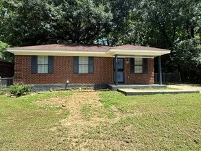 Building Photo - 3544 Hicky St