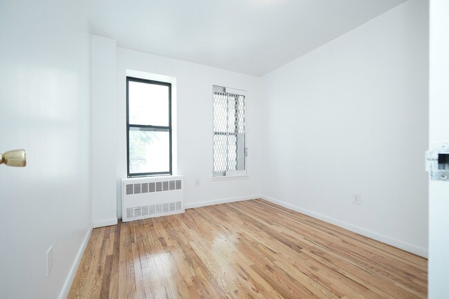 Foto del edificio - 451 E 116th St