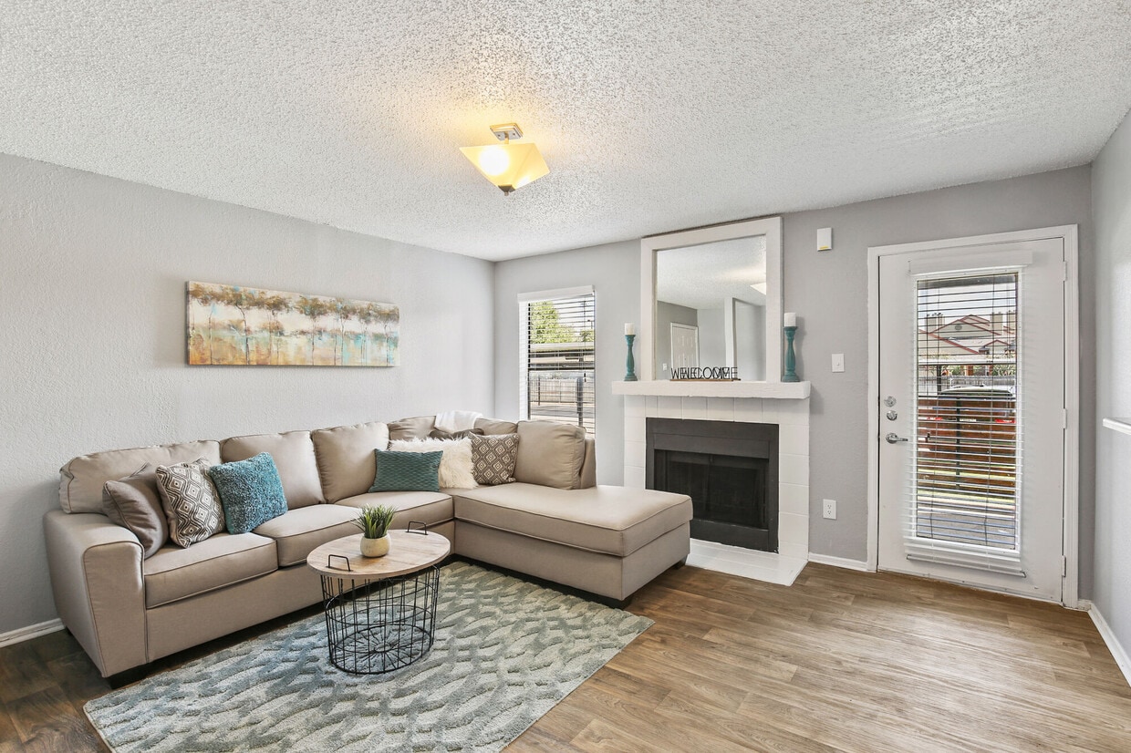 The Hub at Chisholm Trail 6401 Hulen Bend Blvd Fort Worth, TX