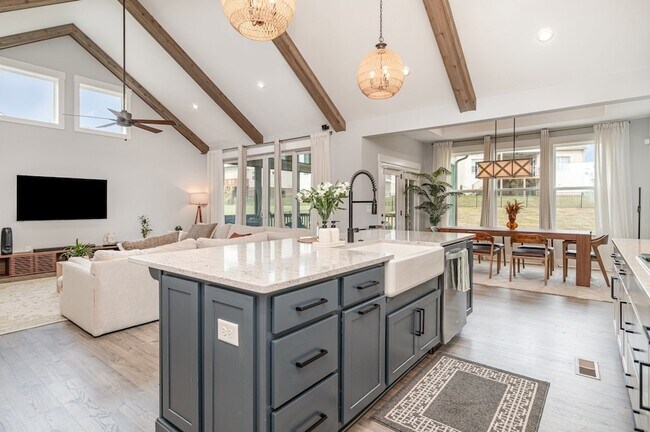 Foto del edificio - 3427 Earhart Rd