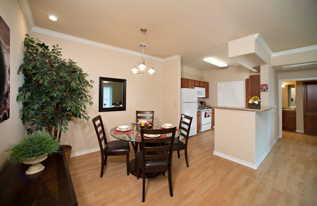 Villas Of Westover Hills