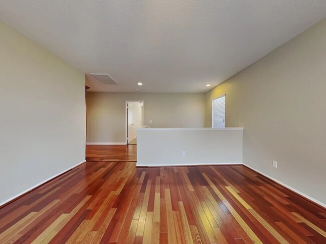 Foto del edificio - 38645 Annette Ave