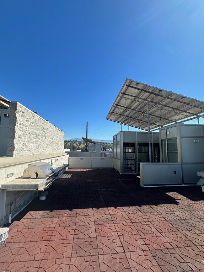 Foto del edificio - 3264 Kazaz Ln