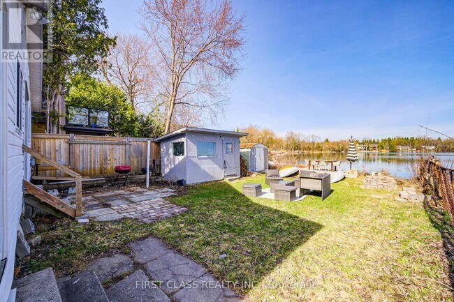 Photo du bâtiment - 17 Willowbank Ave