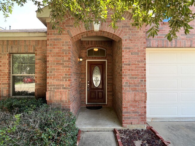 Foto del edificio - 15214 Bartlett Landing Dr