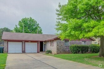Building Photo - 1502 Briar Meadow Rd