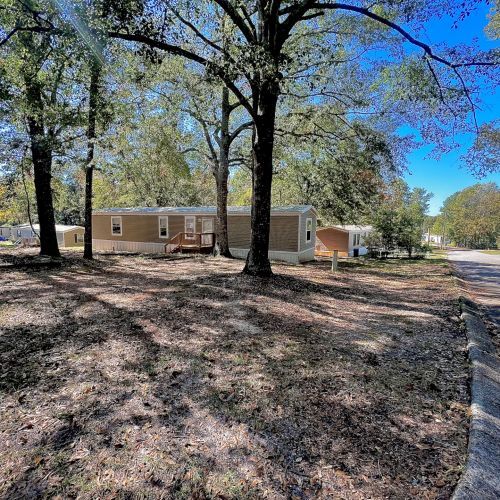Primary Photo - 207 Falcon Dr