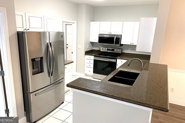 Foto del edificio - 202 Spring Heights Ln