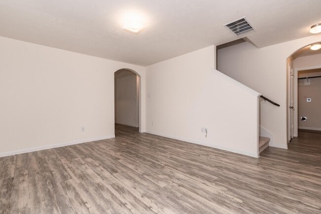 Building Photo - 13103 Ristina Cir