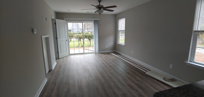 Building Photo - 306 Beachwalk Plz