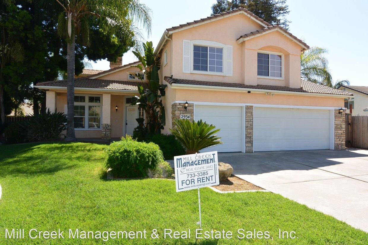 Primary Photo - 3 br, 2.5 bath House - 2934 S. Montecito