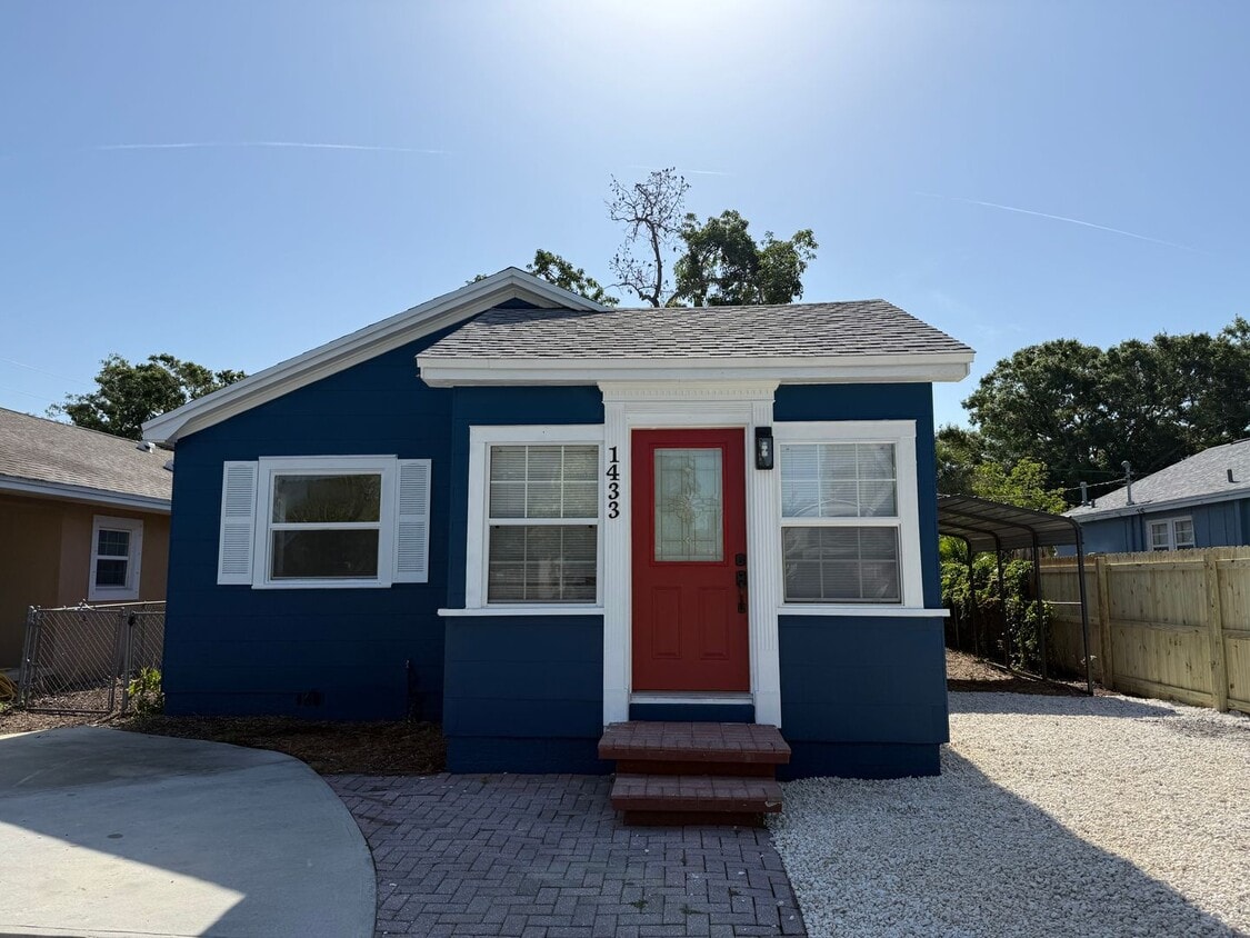Foto principal - 26th St N Triplex
