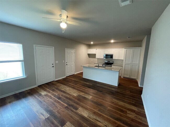 Foto del edificio - 2725 Ginger Ct