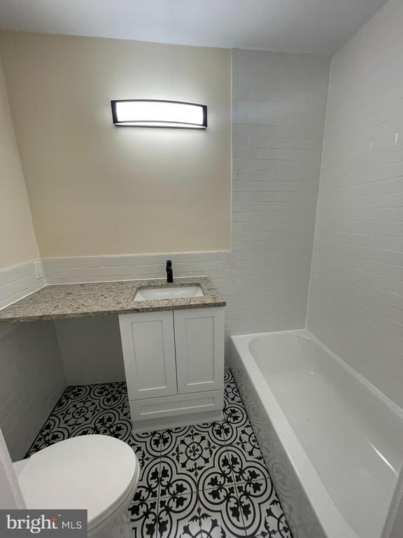 Foto del edificio - 2411 Tremont St