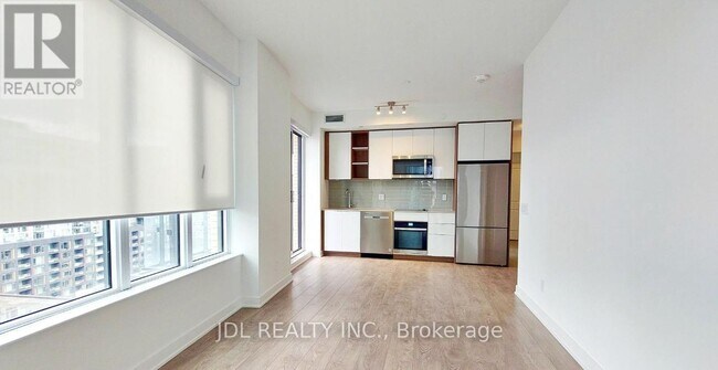 Photo du bâtiment - 543 Richmond St W