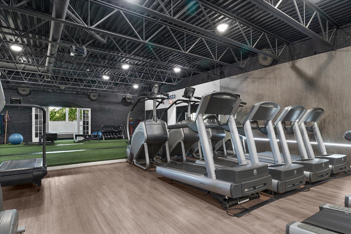 Building Photo - Trent River Residences