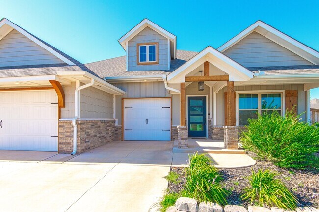 Foto del edificio - 3317 NW 187th Terrace