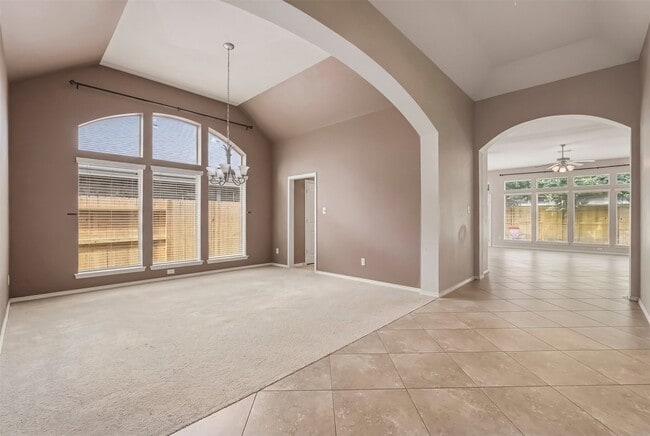 Foto del edificio - 2935 Fair Chase Dr