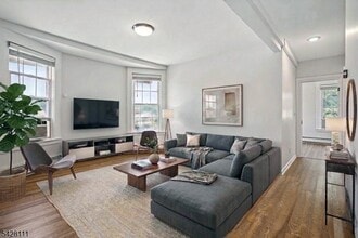 Building Photo - 60 2nd St