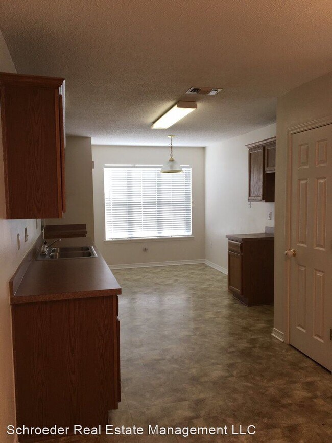 Building Photo - 3 br, 2 bath House - 11127 Dede Drive