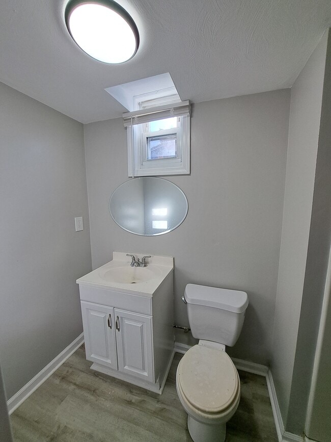 Building Photo - 1156 North Ave