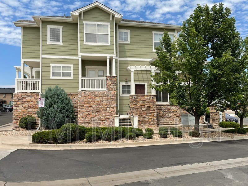 9301 Amison Cir, Parker, CO 80134 Townhome Rentals in Parker CO