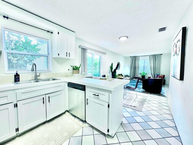 Foto del edificio - 707 2nd Ave S