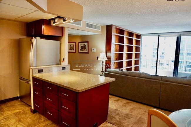 Building Photo - FULLY FURNISHED 2 BED 2 BATH IN WAIKIKI w/...