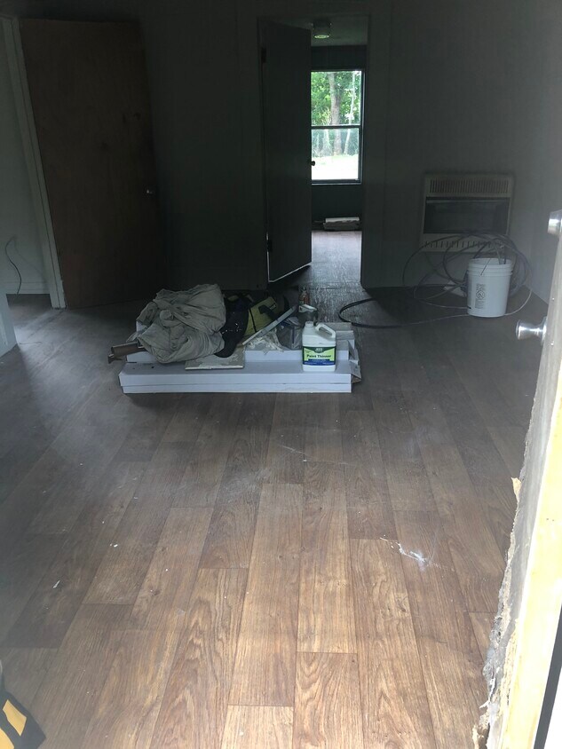 Primary Photo - 2 bedroom/1 bathroom house for rent