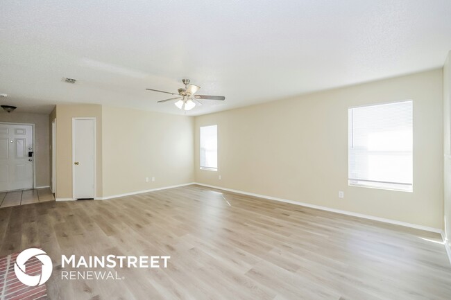 Building Photo - 16201 Blanco Ln