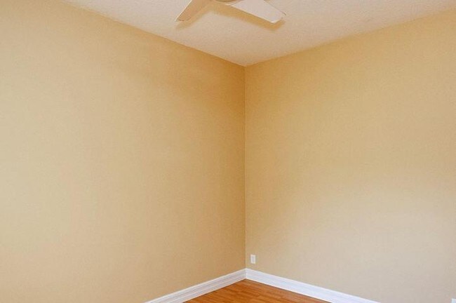 Foto del edificio - 10172 Cobblestone Creek Dr