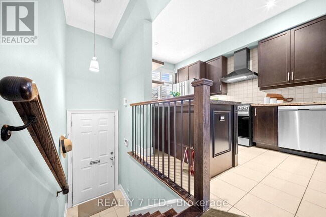 Building Photo - 44 Furrow Lane