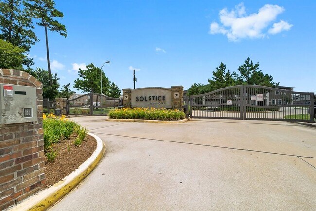 Foto del edificio - 2513 Harmony Forest Ln