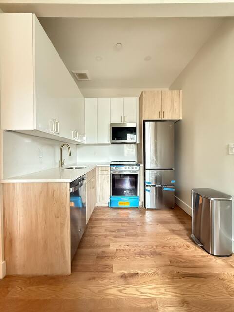 Foto del edificio - Nice room in a good neighborhood