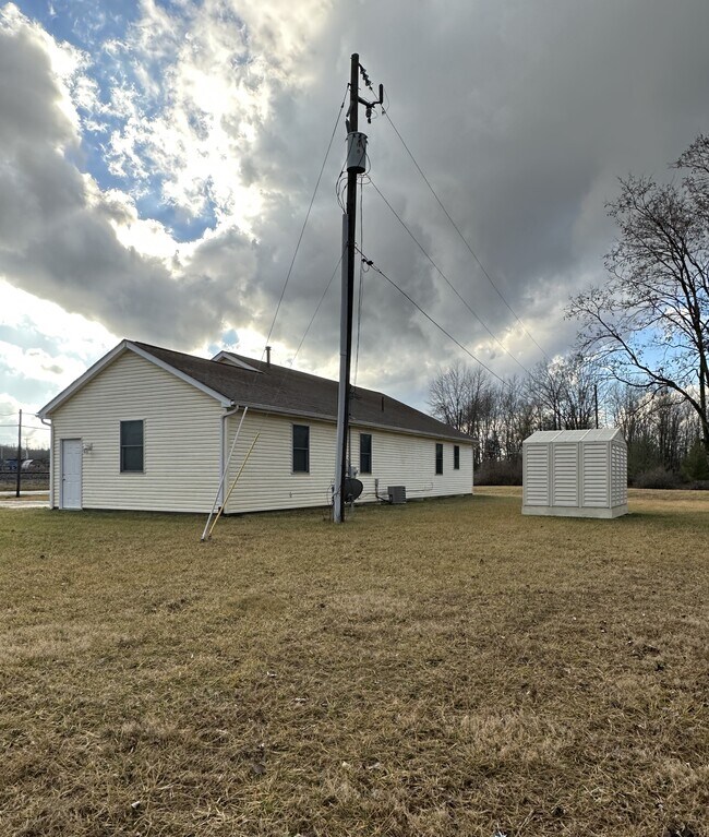 12100 Adams Ln SW, Pataskala, OH 43062 House Rental in Pataskala, OH