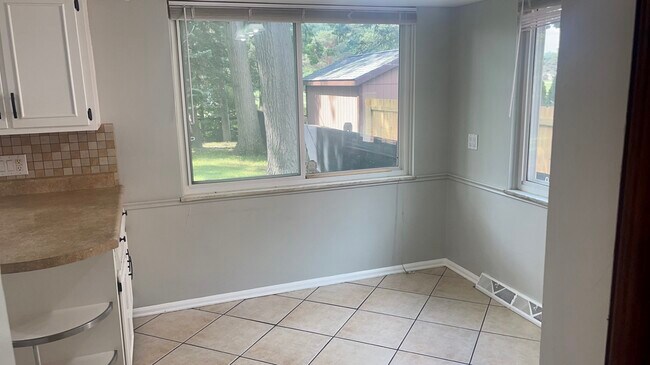 Foto del edificio - 3078 Escott Ave