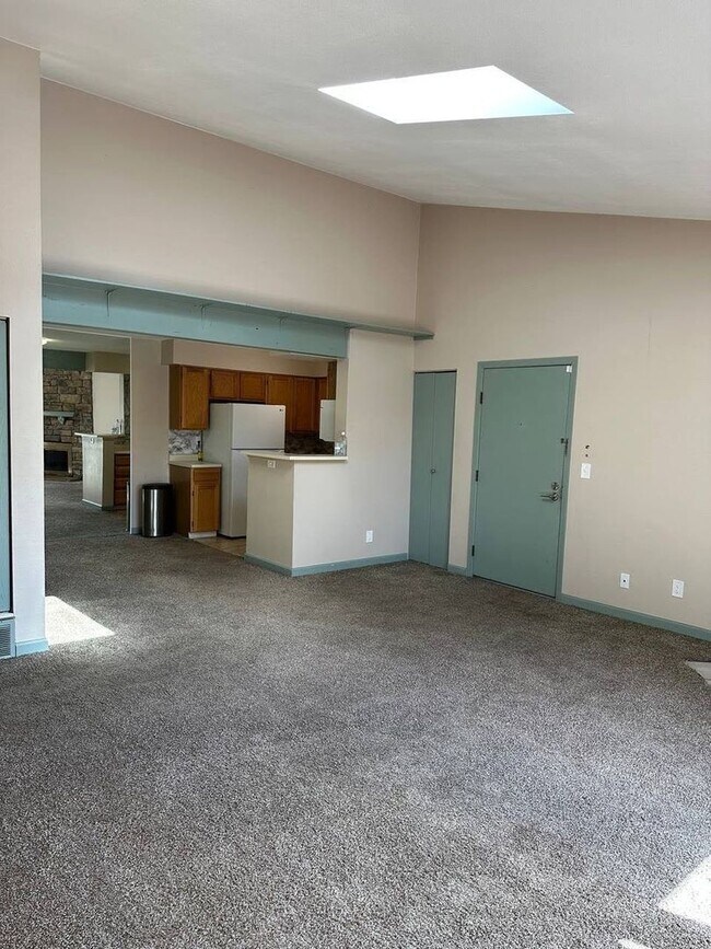 Building Photo - Charming 2BR Townhome in Aurora