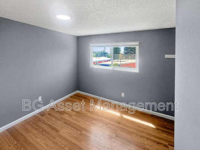 Building Photo - 1610 Sanford Ave