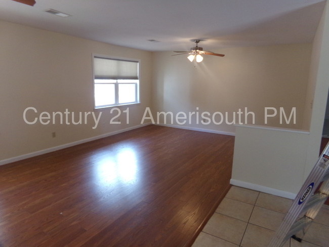 Foto del edificio - 6405 Sycamore St