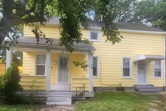 Building Photo - 6611 Wakefield Ave