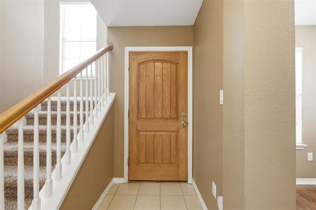 Building Photo - 2113 Grove Park Ln