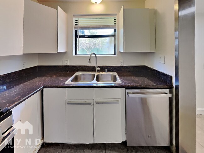Building Photo - 4760 69th St Unit 1