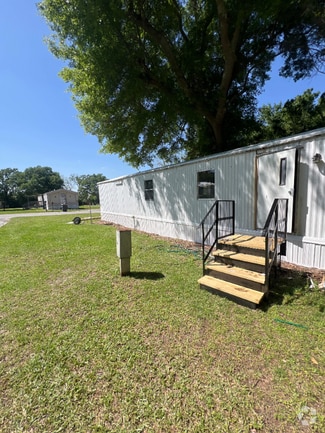 Building Photo - 306 Rockhouse Rd E