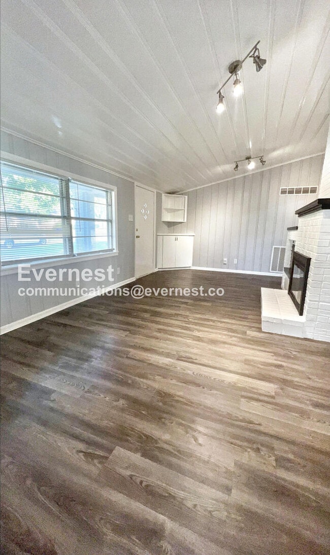 Building Photo - 6603 Hardy Ave