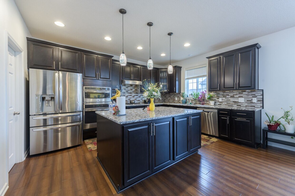Foto principal - Rare 5 bed home in the heart of apple vall...