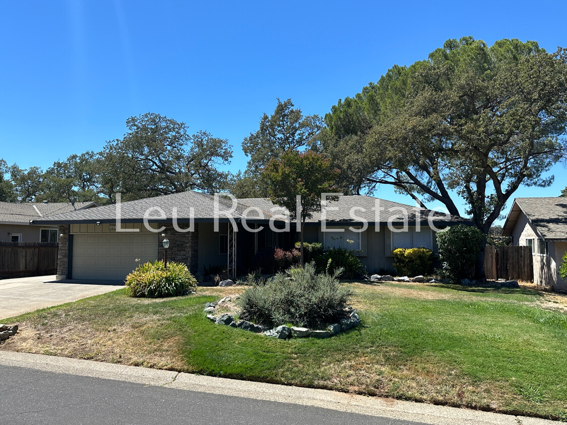 Primary Photo - 2716 King Richard Dr