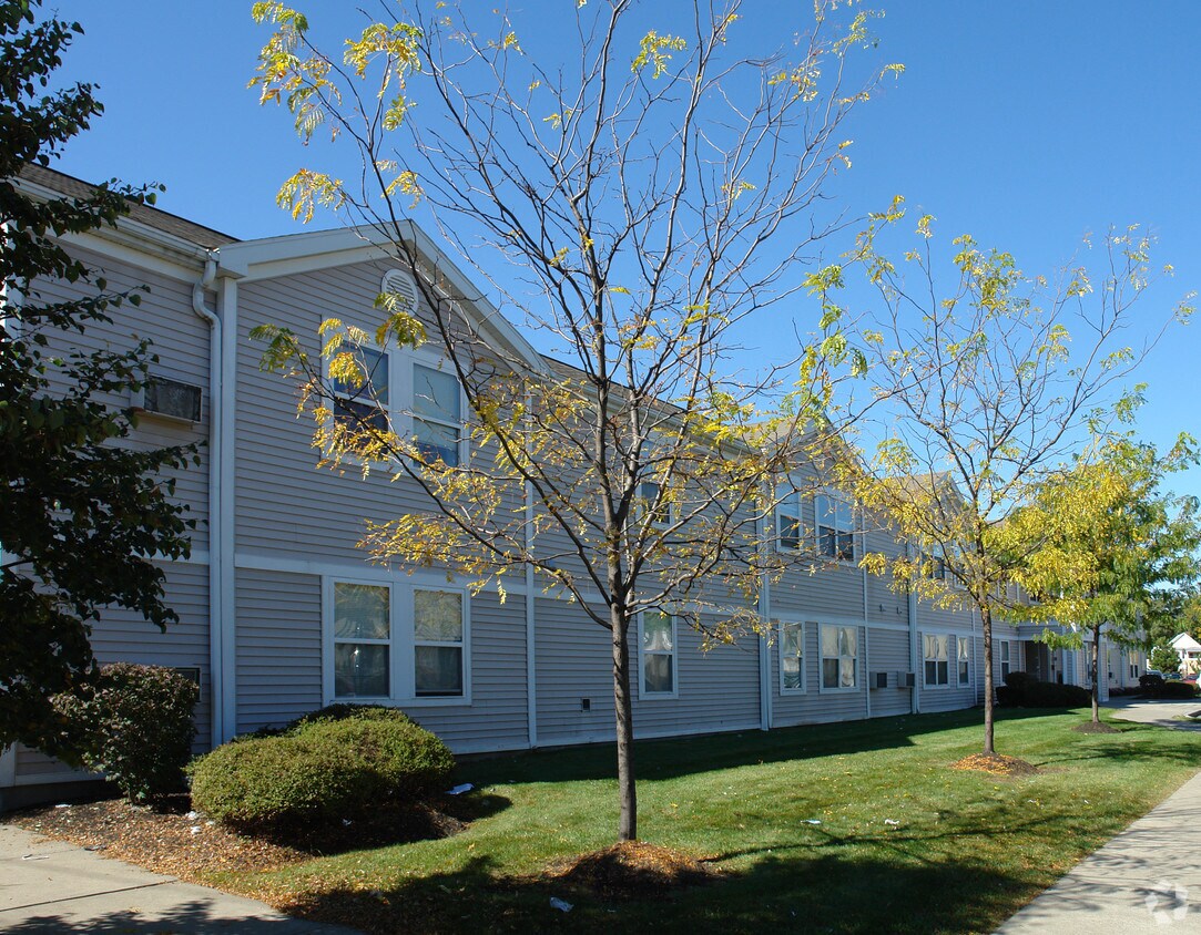 Building Photo - Bradford Street Apartments