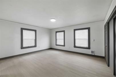 Foto del edificio - 211 N E St