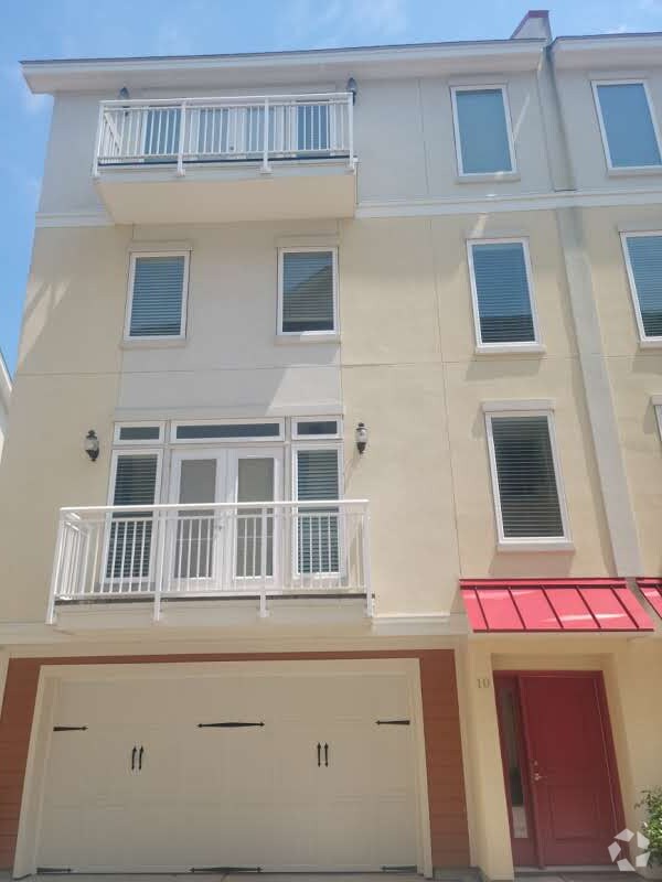 Dunes Of Myrtle Beach Apartments for Rent with Parking Myrtle Beach